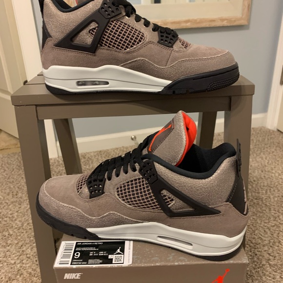 Air Jordan 4 Retro Taupe Haze - Picture 2 of 9
